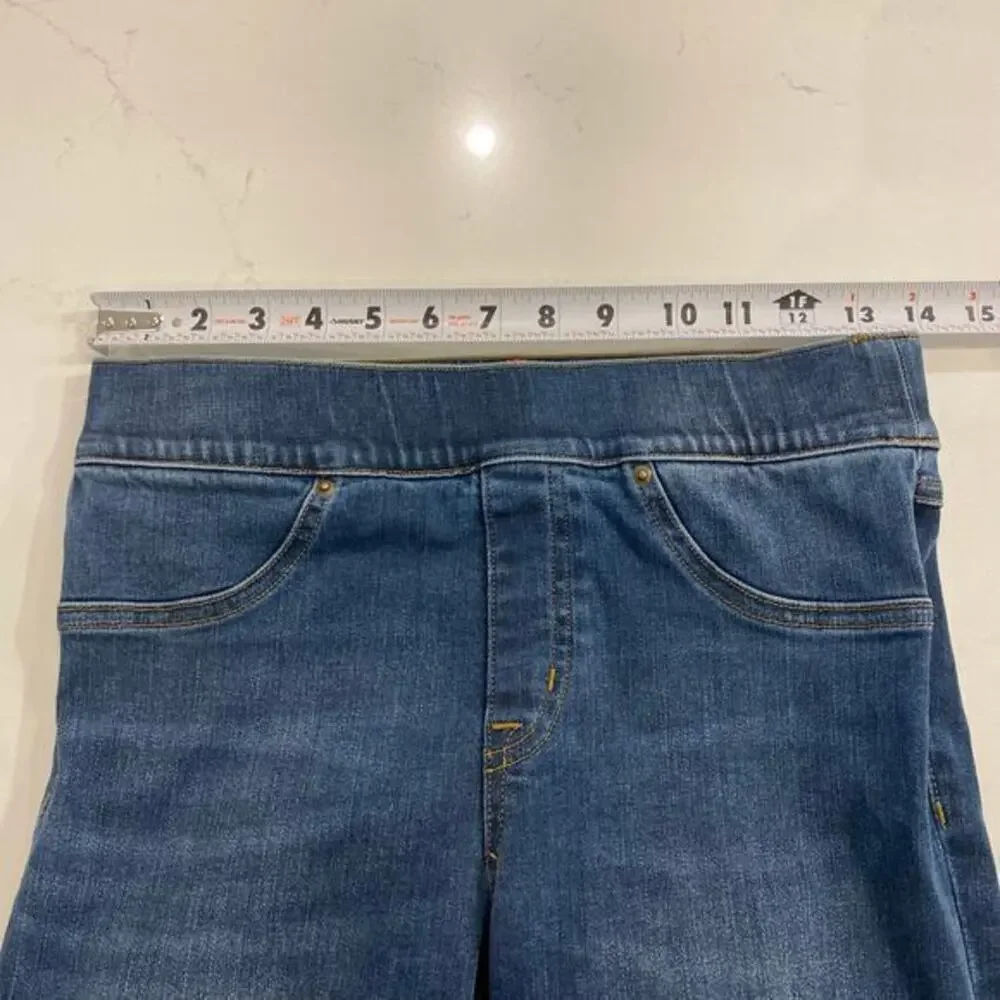 SPANX‎ Distressed Ankle Skinny Jeans in Medium Wash Size Small